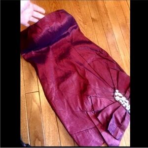 New NWT Valentine’s Day dark red wine burgundy strapless cocktail mini dress S